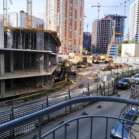 Аркадия Гагарин Плаза Red Apartment โอเดสซา ภายนอก รูปภาพ
